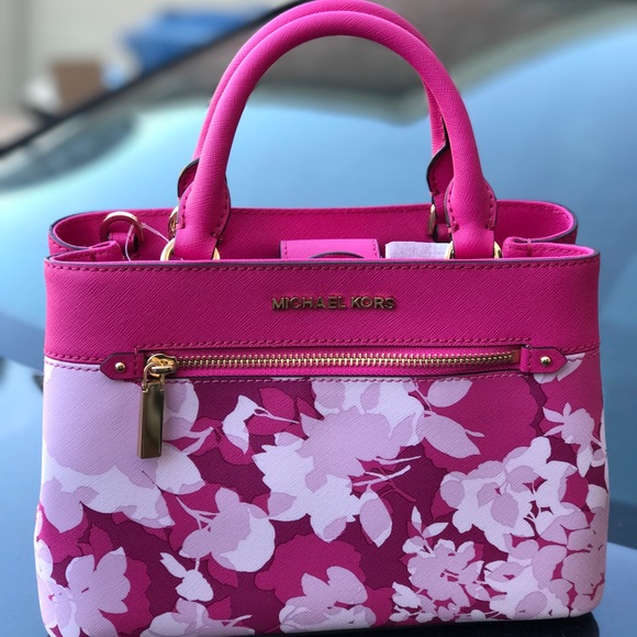 michael kors hailee satchel